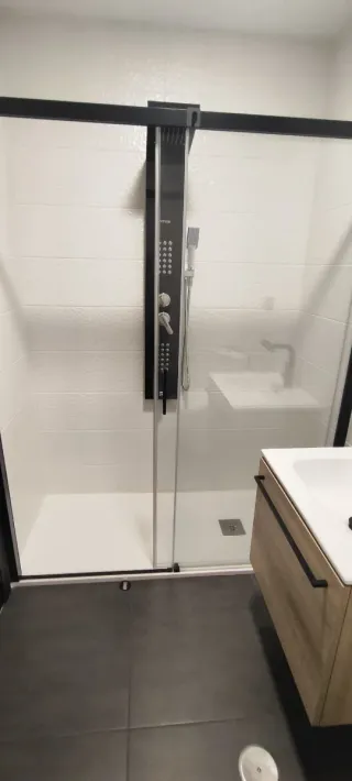 Se alquila piso reformado en Os Tilos (Teo)