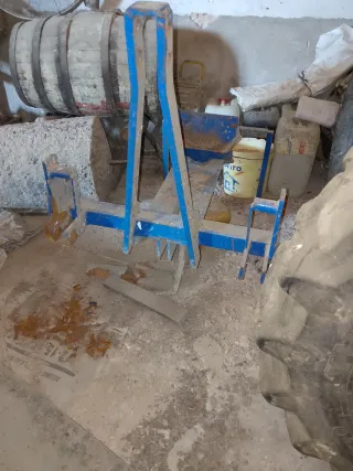 Abonadora Aguirre Tafalla con topo