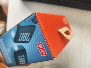 Altavoz JBL Go Essential Azul Nuevo