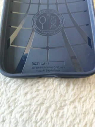 Funda Spigen iPhone 14 Pro Max / 15 Pro Max