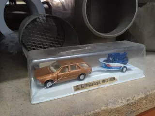 Renault 18 familiar y remolque Mira