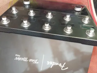 Pedalera multieffetti Fender Tone Master Pro