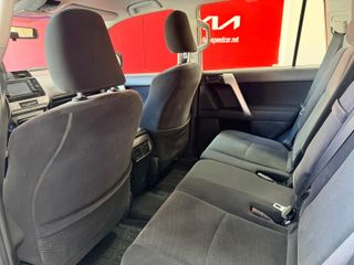 TOYOTA Land Cruiser 2.8 D4D GX 7 Plazas