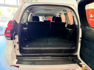 TOYOTA Land Cruiser 2.8 D4D GX 7 Plazas