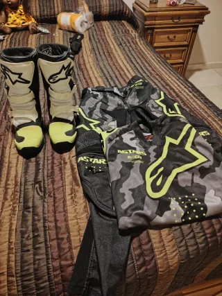Traje y Botas Motocross Alpinestars Niños