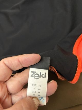 Bañador de lujo con detalle joya