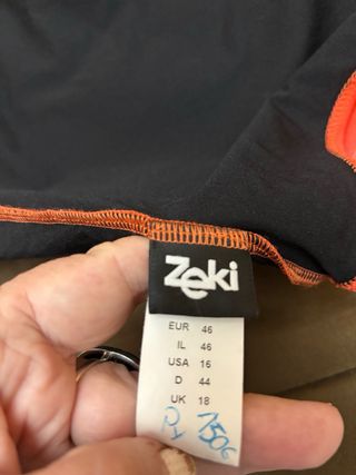 Bañador de lujo con detalle joya