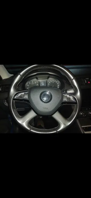 Volante Skoda Octavia III 2015