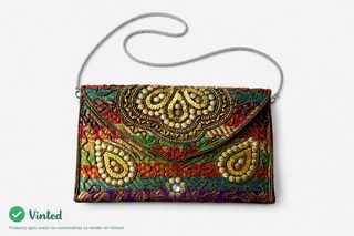 Bolso étnico bordado y con cadena