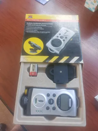 Multímetro 5 en 1 Láser