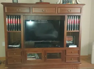Mueble TV madera y cristal