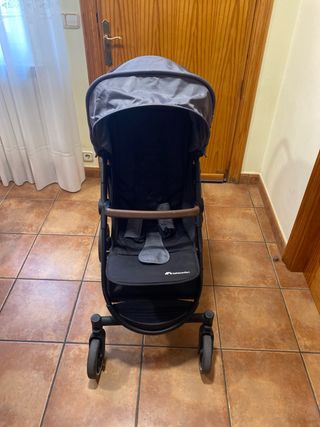 Carro de bebé en buen estado