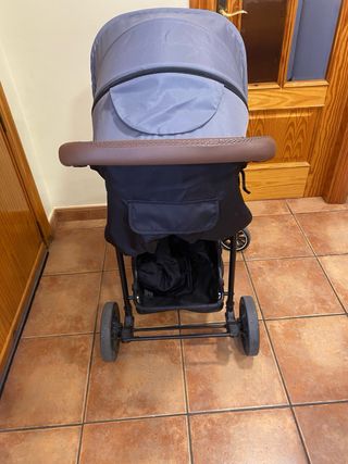Carro de bebé en buen estado