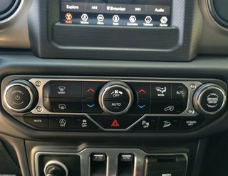 Jeep Wrangler 2.2 CRD Sport 8ATX E6D