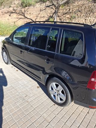Volkswagen Touran 2009