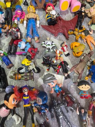 Lote de figuras de colección