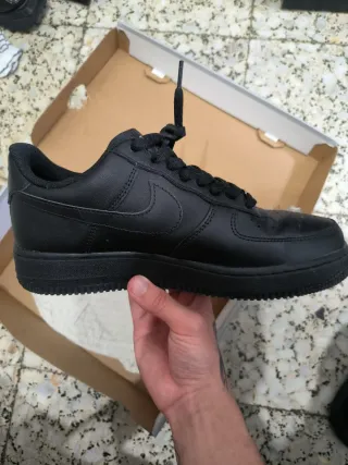 Nike Air Force 1 Negras Talla 41
