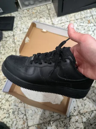 Nike Air Force 1 Negras Talla 41