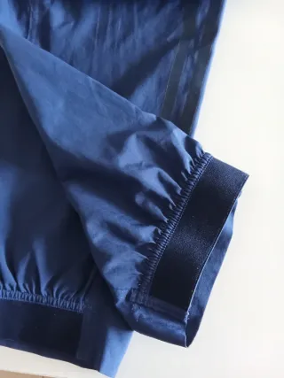 Jogger Adidas talla M Climacool