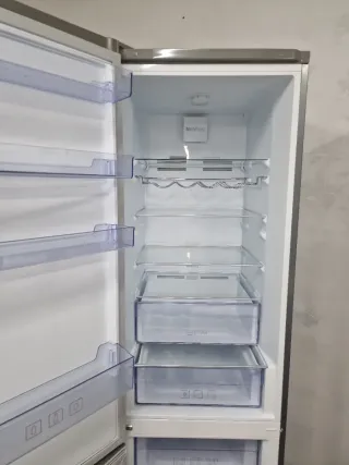 Nevera Beko 2m x 60cm
