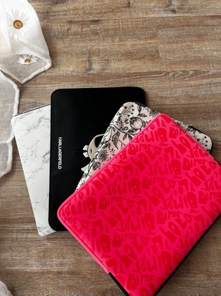 MacBook Air 13” Intel i5 8GB 256GB  Negociable