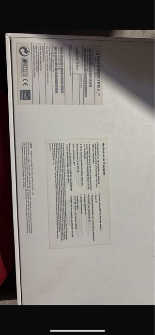 MacBook Air 13” Intel i5 8GB 256GB  Negociable