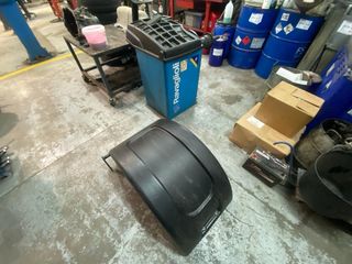 Máquina Equilibradora Neumáticos Profesional