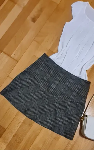 Falda Zara Talla S Gris Cuadros