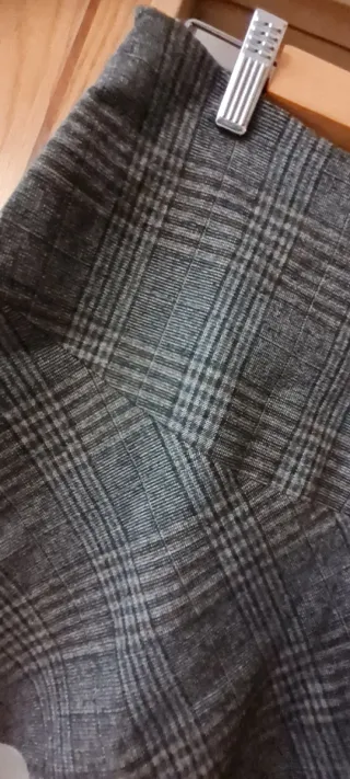 Falda Zara Talla S Gris Cuadros