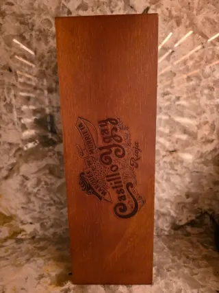 Elegante astuccio in legno per bottiglie Magnum di Castillo de Ygay