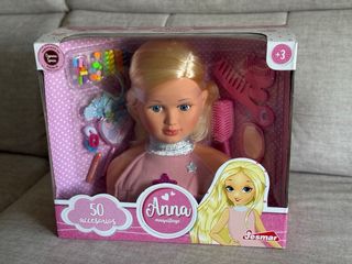 Muñeca Anna Maquillaje y Accesorios Nuevo