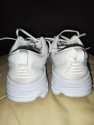 Hoka Bondi 8 Scarpe da Corsa Taglia 42