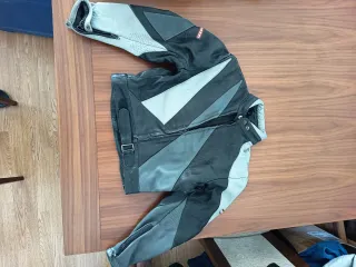 Traje de moto Nakai cuero