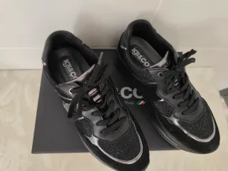 Zapatillas Igi&Co Talla 38 Negras y Plateadas