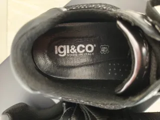 Zapatillas Igi&Co Talla 38 Negras y Plateadas