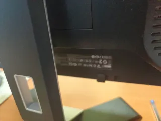Pantalla de ordenador DELL 17 pulgadas