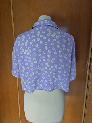 Blusa Bershka color malva - S