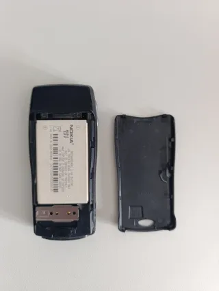 Cellulare Nokia 8210