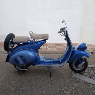 Vespa Faro Bajo Azul