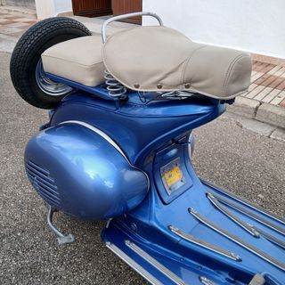 Vespa Faro Bajo Azul