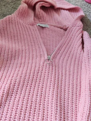 Suéter rosa con cremallera 7/8 años