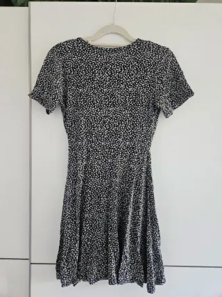 Vestido estampado flores volantes