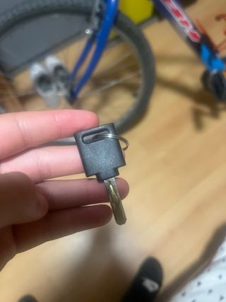 Bicicleta BH Azul con seguro y llave