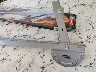Guía transportador para cortar Powerfix