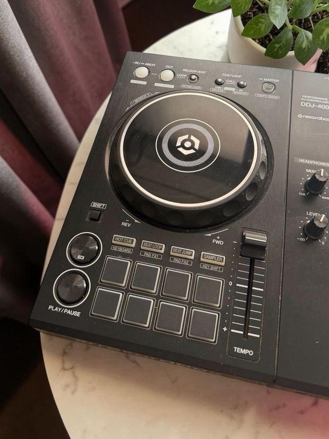Pioneer DDJ-400