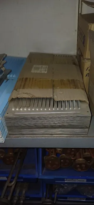Liquidación a 1 € Rejillas de ventilación nuevas.