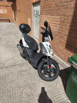 Kymco Agility City 125 cc Scooter Automática