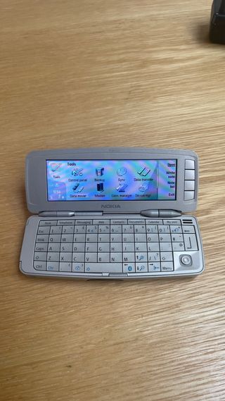 Nokia N73 y Nokia 9300