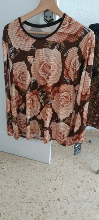 Vestido azul con flores blancas, talla M