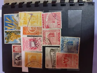 Lote sellos España antiguos,tengo más preguntar.